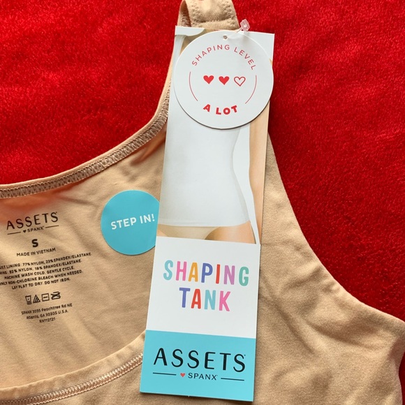 Assets by Spanx Nude Shaping Tank. Size S - Picture 2 of 5